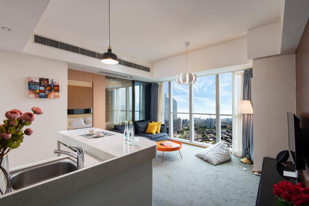 S6 Service Apartment（Chengdu Chunxi Road Taikoo Li Branch） Zewnętrze zdjęcie